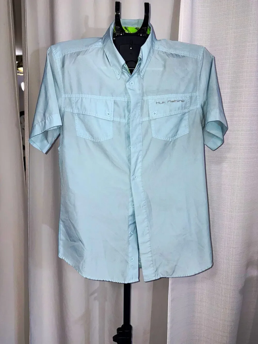 Huk Men’s Light Blue Short Sleeve Button-Down Fishing Shirt Pockets L Poly
